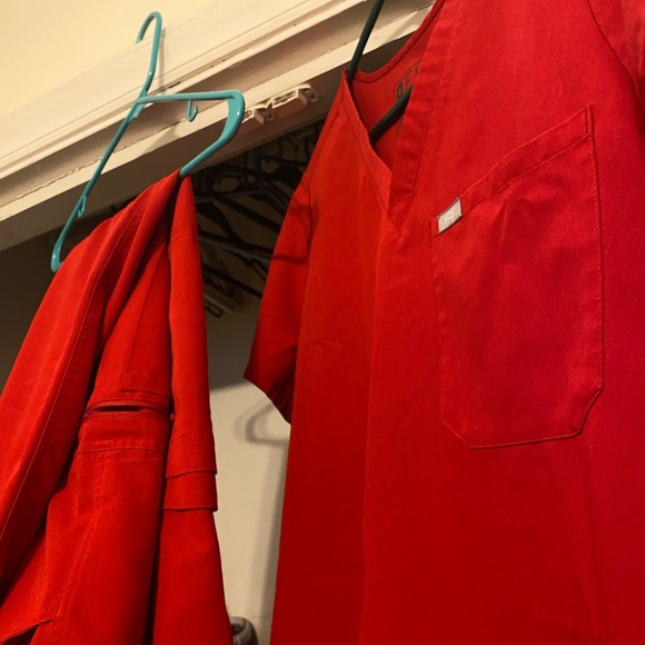 Red FIGS Scrub Set - Picture 2 of 2